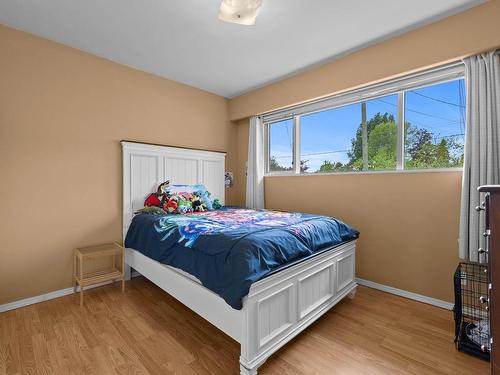 229 Birch Street, Chase, BC - Indoor Photo Showing Bedroom