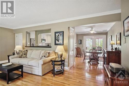 2385 Mcgovern Road, Kemptville, ON - Indoor Photo Showing Living Room