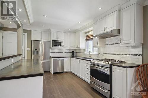 2385 Mcgovern Road, Kemptville, ON - Indoor Photo Showing Kitchen With Upgraded Kitchen