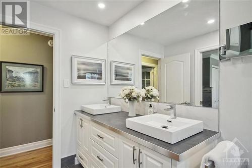 2385 Mcgovern Road, Kemptville, ON - Indoor Photo Showing Bathroom