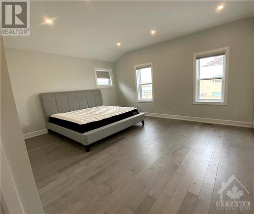 124 Boteler Street, Ottawa, ON - Indoor Photo Showing Bedroom