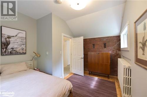 120 Brant Street E, Orillia, ON - Indoor Photo Showing Bedroom