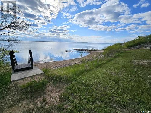 116 Sunset Drive, Island View, SK 