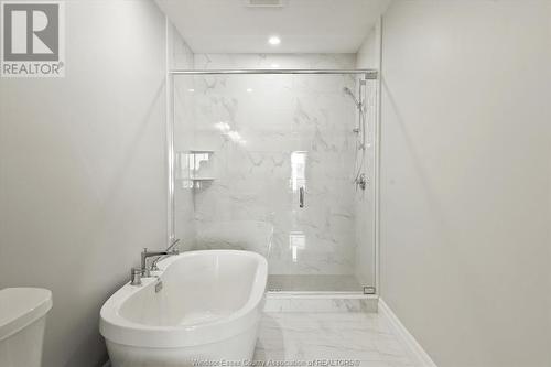 3285 Tullio Drive, Lasalle, ON - Indoor Photo Showing Bathroom