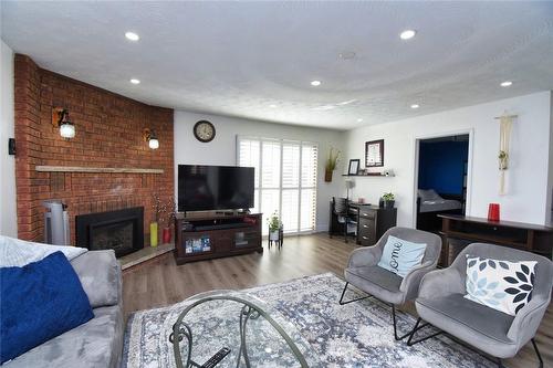 73 Summerlea Drive, Hamilton, ON - Indoor Photo Showing Living Room With Fireplace