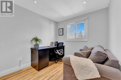 19 Hornby Court, Cambridge, ON - Indoor Photo Showing Office