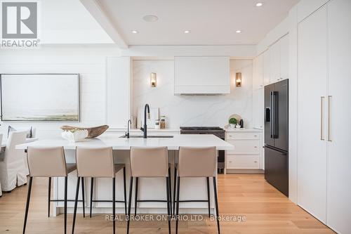 307 Martin Street, Milton, ON - Indoor Photo Showing Kitchen