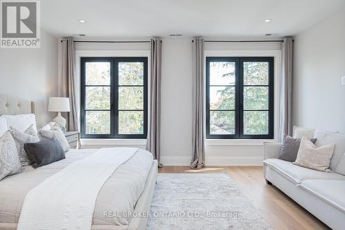 307 Martin Street, Milton, ON - Indoor Photo Showing Bedroom