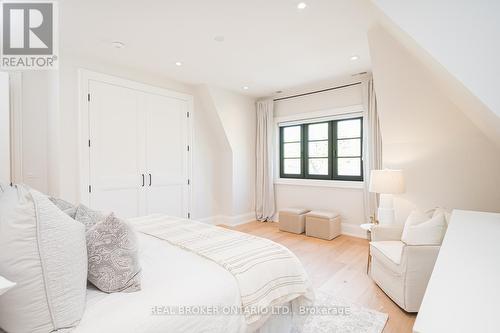 307 Martin Street, Milton (Old Milton), ON - Indoor Photo Showing Bedroom