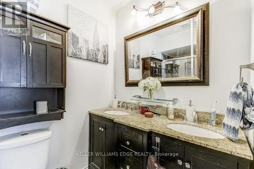 596 Mohawk Road E, Hamilton, ON - Indoor Photo Showing Bathroom