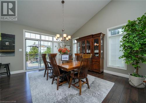 69395 Eagleson Line, North Middlesex (Parkhill), ON - Indoor Photo Showing Dining Room