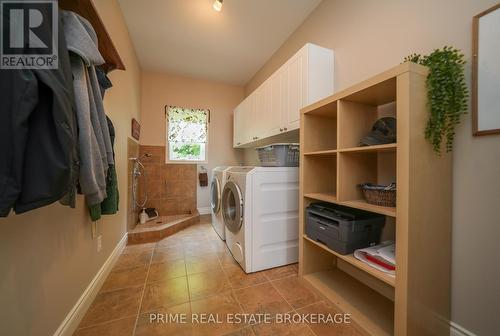 69395 Eagleson Line, North Middlesex (Parkhill), ON - Indoor Photo Showing Laundry Room