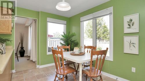 40 Sloane Crescent, London, ON - Indoor Photo Showing Dining Room