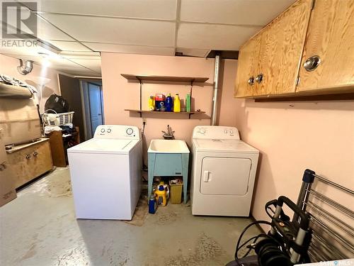 111 Memorial Drive, Spiritwood, SK - Indoor Photo Showing Laundry Room