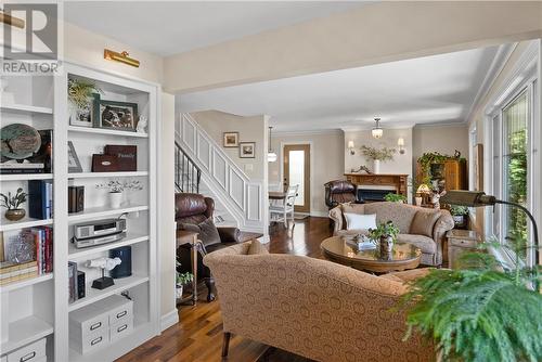 1744 Windle Drive, Sudbury, ON - Indoor Photo Showing Living Room