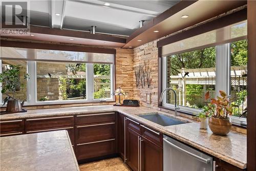 1744 Windle Drive, Sudbury, ON - Indoor Photo Showing Kitchen