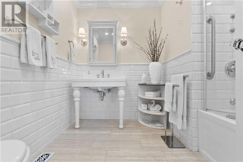 1744 Windle Drive, Sudbury, ON - Indoor Photo Showing Bathroom