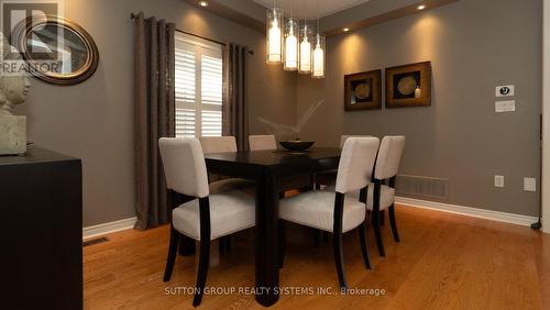 4816 Dayfoot Drive, Mississauga, ON - Indoor Photo Showing Dining Room