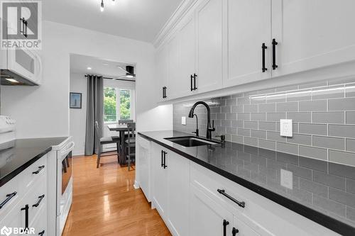315 Regent Street Unit# 201, Kingston, ON - Indoor Photo Showing Kitchen With Upgraded Kitchen