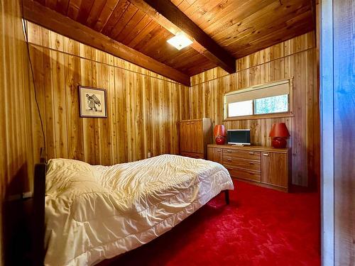 Gw54 Red Gut Bay, Fort Frances, ON - Indoor Photo Showing Bedroom