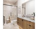 415-3226 Shelbourne St, Saanich, BC  - Indoor Photo Showing Bathroom 