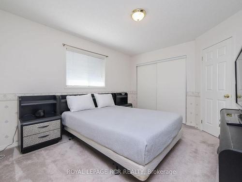 1289 Forest St, Innisfil, ON - Indoor Photo Showing Bedroom