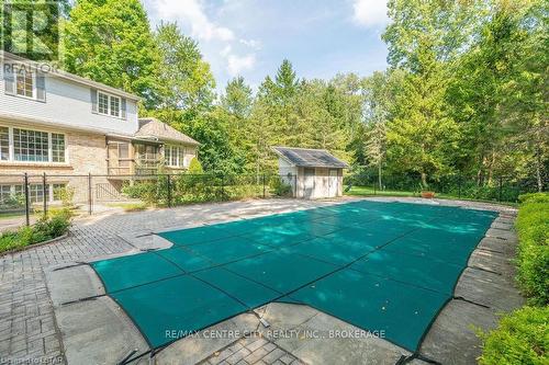 6 Aspen Place, London, ON - Outdoor With In Ground Pool