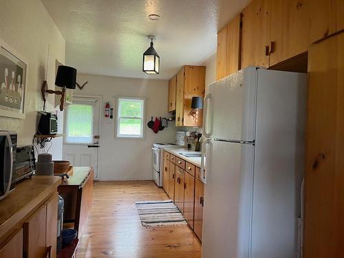 Cuisine - 123 Av. Leblanc, Kamouraska, QC - Indoor Photo Showing Kitchen