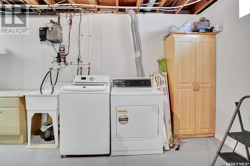 43 Deborah Crescent, Saskatoon, SK - Indoor Photo Showing Laundry Room