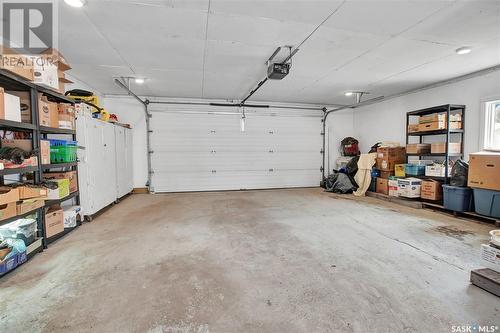 43 Deborah Crescent, Saskatoon, SK - Indoor Photo Showing Garage