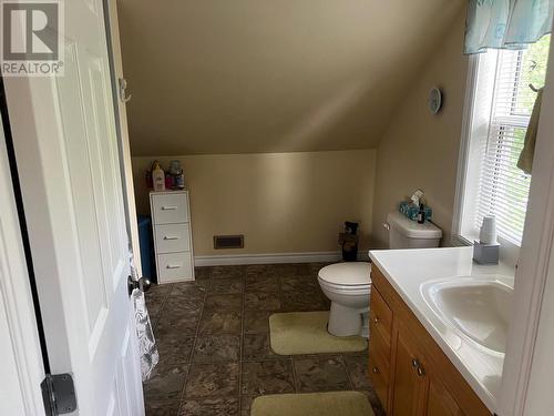 19 & 17 Francis St, Blind River, ON - Indoor Photo Showing Bathroom