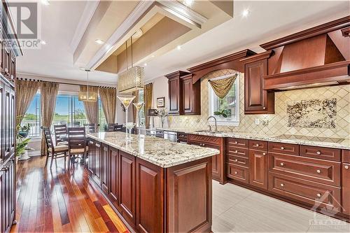 1284 Rideau Cove Court, Ottawa, ON - Indoor Photo Showing Kitchen