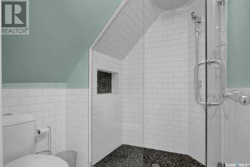 2218 Angus Street, Regina, SK - Indoor Photo Showing Bathroom