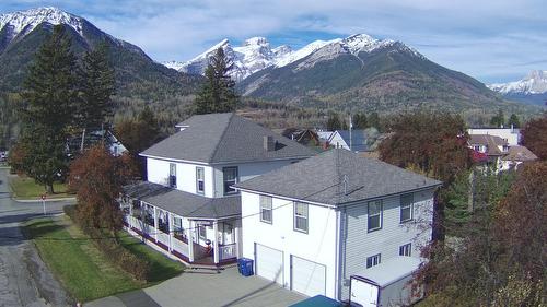 802 4Th Avenue, Fernie, BC - Outdoor