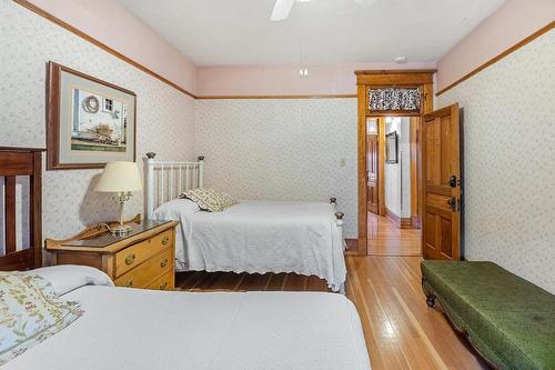 802 4Th Avenue, Fernie, BC - Indoor Photo Showing Bedroom