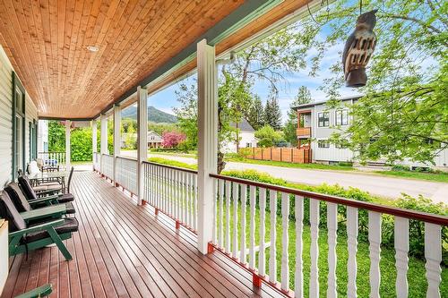 802 4Th Avenue, Fernie, BC - Outdoor With Deck Patio Veranda With Exterior