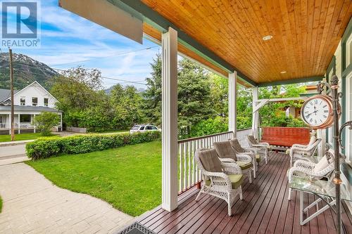 802 4Th Avenue, Fernie, BC - Outdoor With Deck Patio Veranda