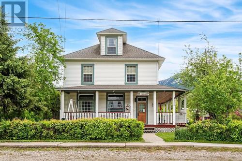 802 4Th Avenue, Fernie, BC - Outdoor With Deck Patio Veranda