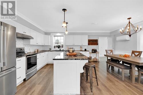 306 Seymour, Amherstburg, ON - Indoor Photo Showing Kitchen With Upgraded Kitchen