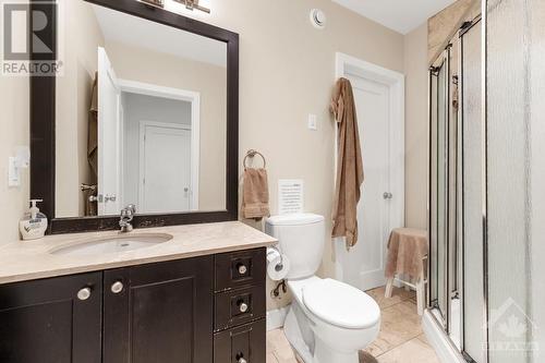 277 Kirchoffer Avenue, Ottawa, ON - Indoor Photo Showing Bathroom