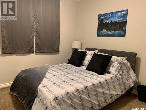 678 Lehrer Crescent, Saskatoon, SK - Indoor Photo Showing Bedroom