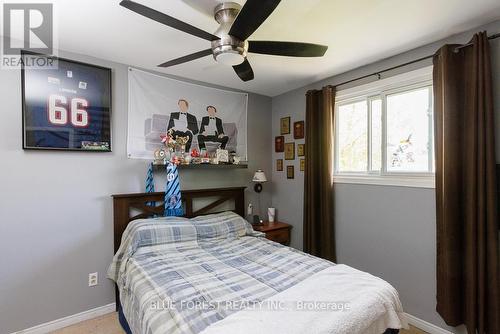 30 Butler Drive, St. Thomas, ON - Indoor Photo Showing Bedroom