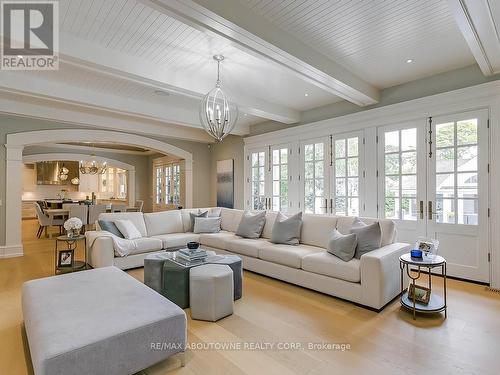 27 Park Avenue, Oakville (Old Oakville), ON - Indoor Photo Showing Living Room