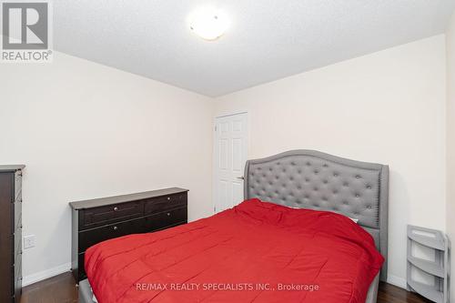 33 Bloom Drive, Brampton, ON - Indoor Photo Showing Bedroom