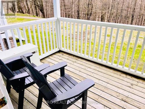 2320/21 - 90 Highland Drive, Oro-Medonte (Horseshoe Valley), ON - Outdoor With Deck Patio Veranda With Exterior