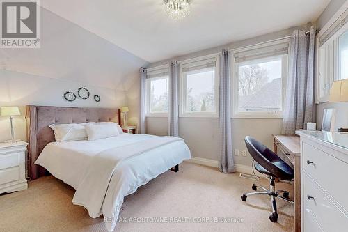 2086 Elmhurst Avenue, Oakville (Eastlake), ON - Indoor Photo Showing Bedroom