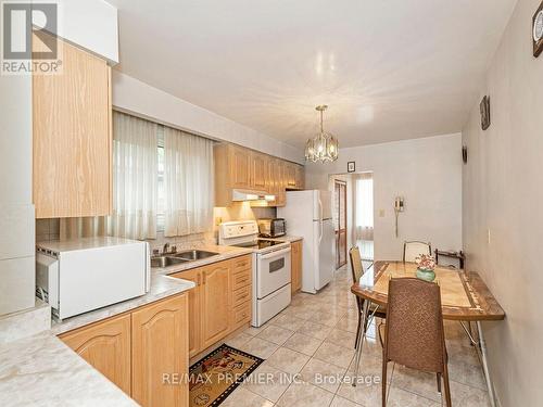 74 Duncanwoods Drive, Toronto, ON - Indoor Photo Showing Kitchen With Double Sink