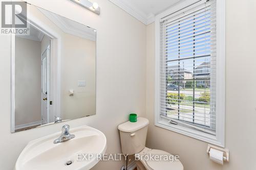 2168 Sutton Drive, Burlington, ON - Indoor Photo Showing Bathroom