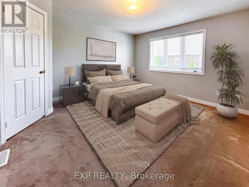 2168 Sutton Drive, Burlington, ON - Indoor Photo Showing Bedroom