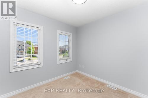 2168 Sutton Drive, Burlington, ON - Indoor Photo Showing Other Room